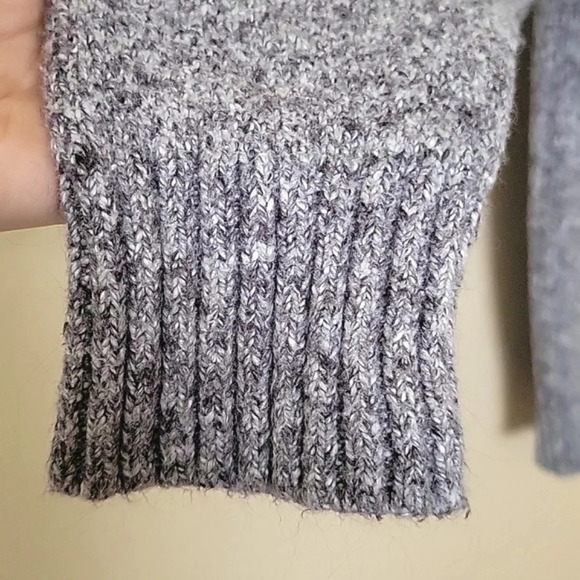 Old Navy Womens Gray Marled Slouchy Turtle Neck Sweater Soft Cozy Comfy - Size L - Picture 5 of 8